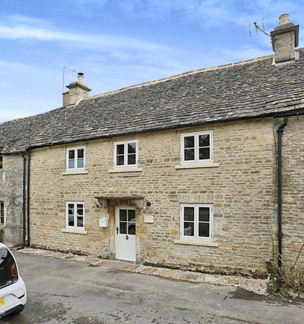Luxury Cotswold Cottage With Hot Tub In Stow On The Wold! ภายนอก รูปภาพ